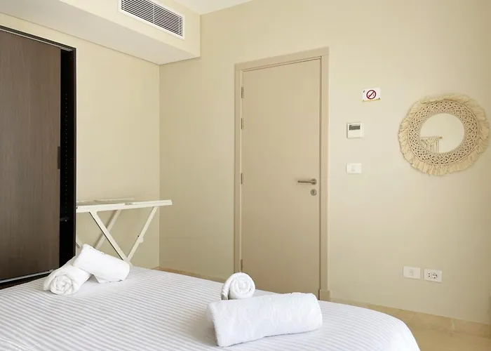 Minimal & Mere 1 Bdr Mangroovy Free & Pool Hurgada